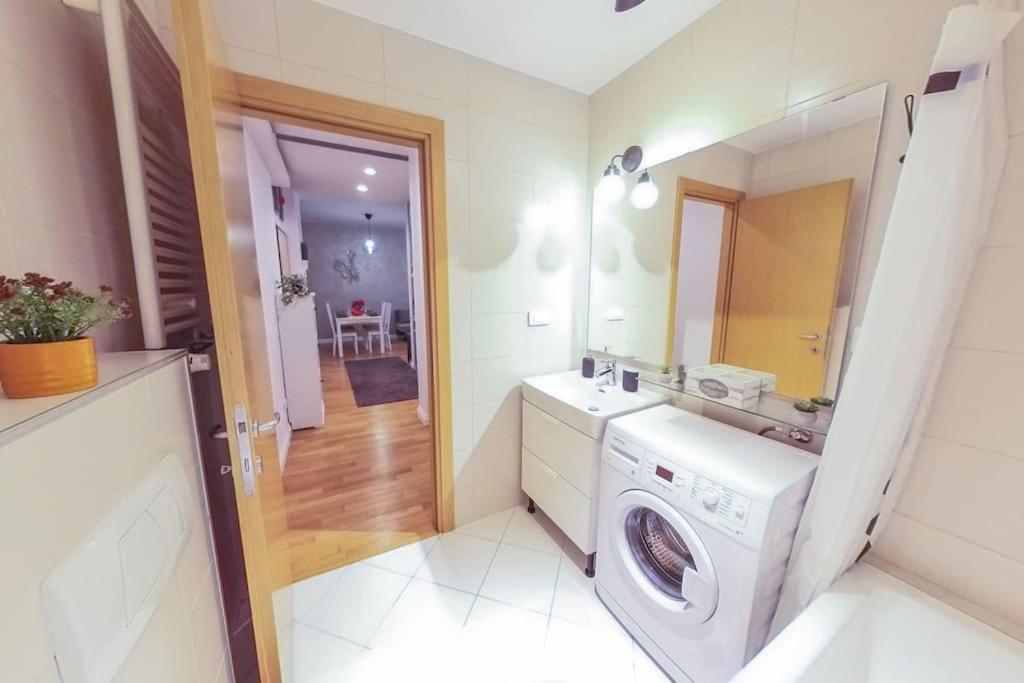 Old Town Spacious Apartment Bucureşti Ngoại thất bức ảnh